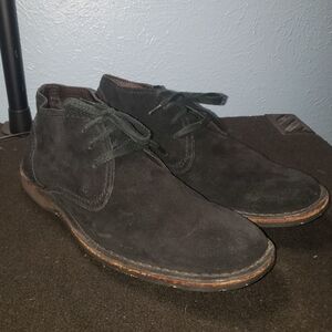 JOHN VARVATOS USA Men's Black Suede Chukka Mid Ankle Boots.  Size 9.5 M